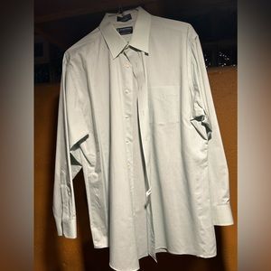Stafford men’s dress shirt light green color XL 17 34/35